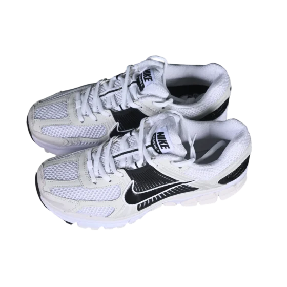 Nike zoom vomero 5 walking shoes