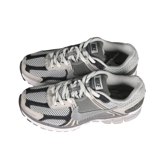 Nike zoom vomero 5 walking shoes