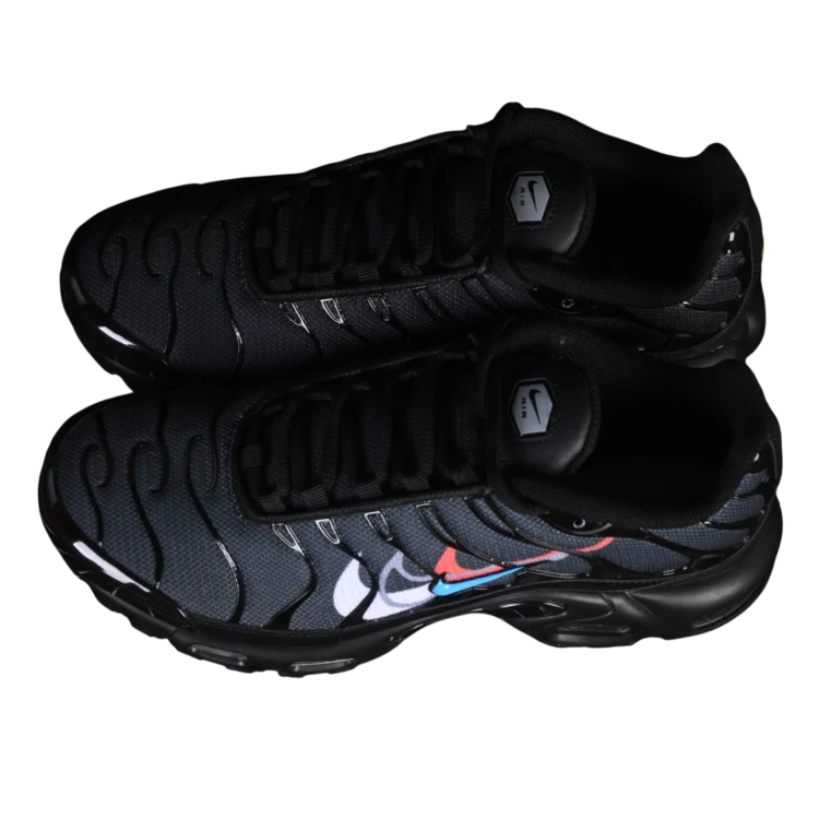 Nike air max plus walking shoes